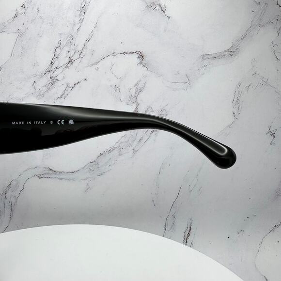 New Chanel Sunglasses - Picture 14 of 16